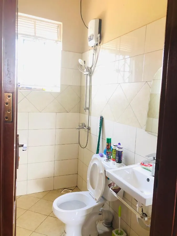 아파트 Amani Homes 1 캄팔라